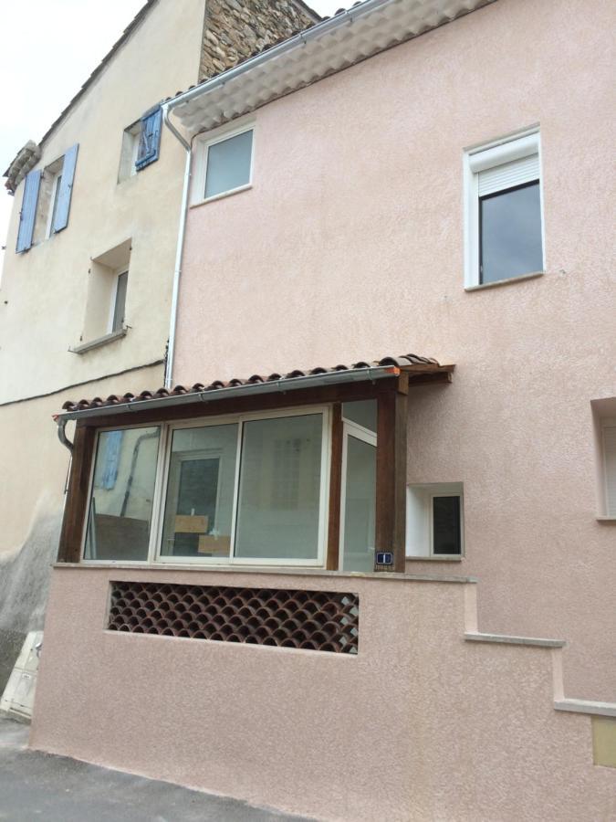 Volx Agreable Maison De Village Provencal מראה חיצוני תמונה