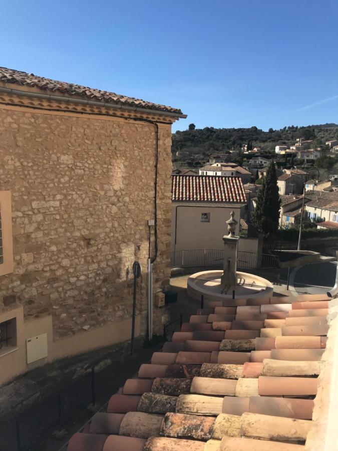 Volx Agreable Maison De Village Provencal מראה חיצוני תמונה